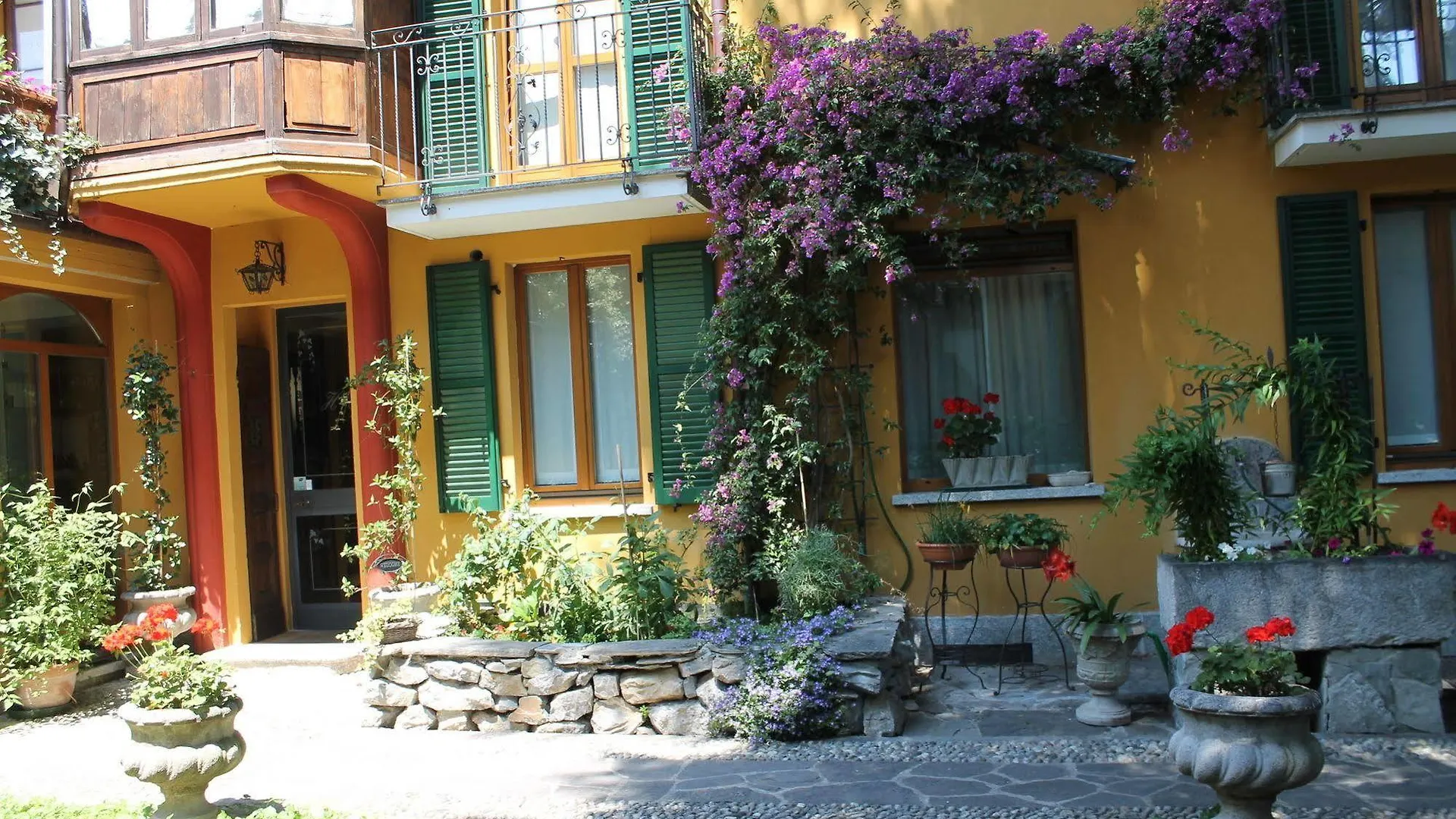 Hotel Centrale Bellagio 3*,  Italy